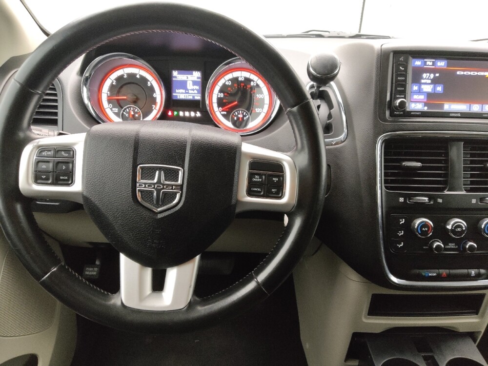 2018 Dodge Grand Caravan in Winston-Salem, NC 27103 - 18060629 22