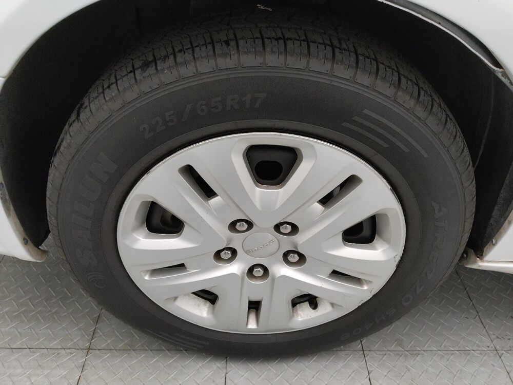 2018 Dodge Grand Caravan in Winston-Salem, NC 27103 - 18060629 31