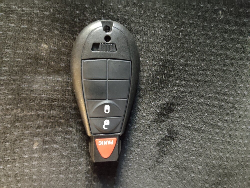 2018 Dodge Grand Caravan in Winston-Salem, NC 27103 - 18060629 32