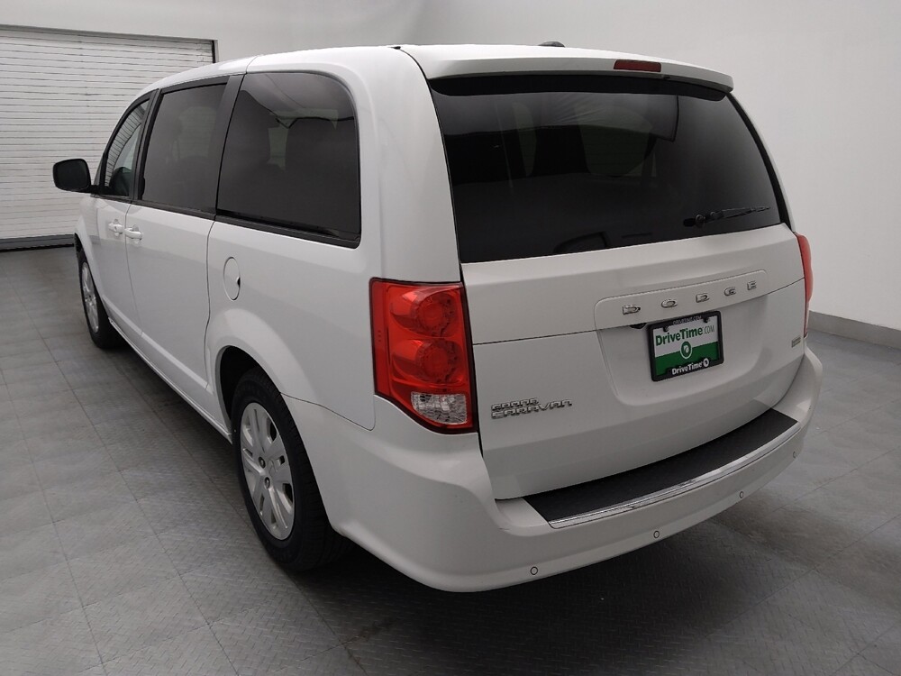 2018 Dodge Grand Caravan in Winston-Salem, NC 27103 - 18060629 5