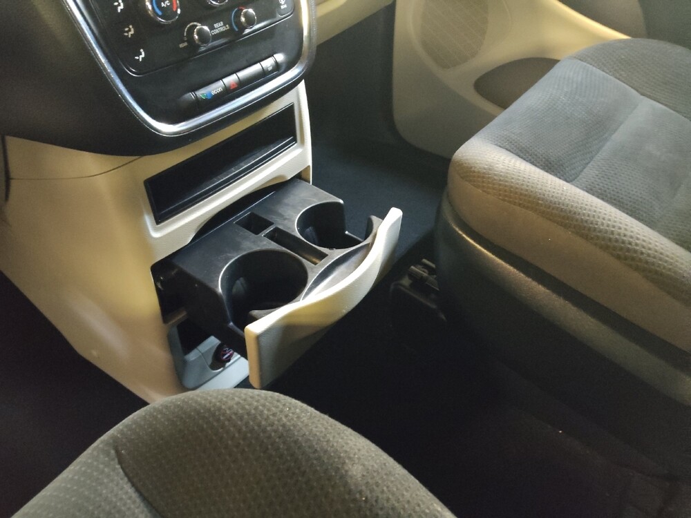 2018 Dodge Grand Caravan in Winston-Salem, NC 27103 - 18060629 26