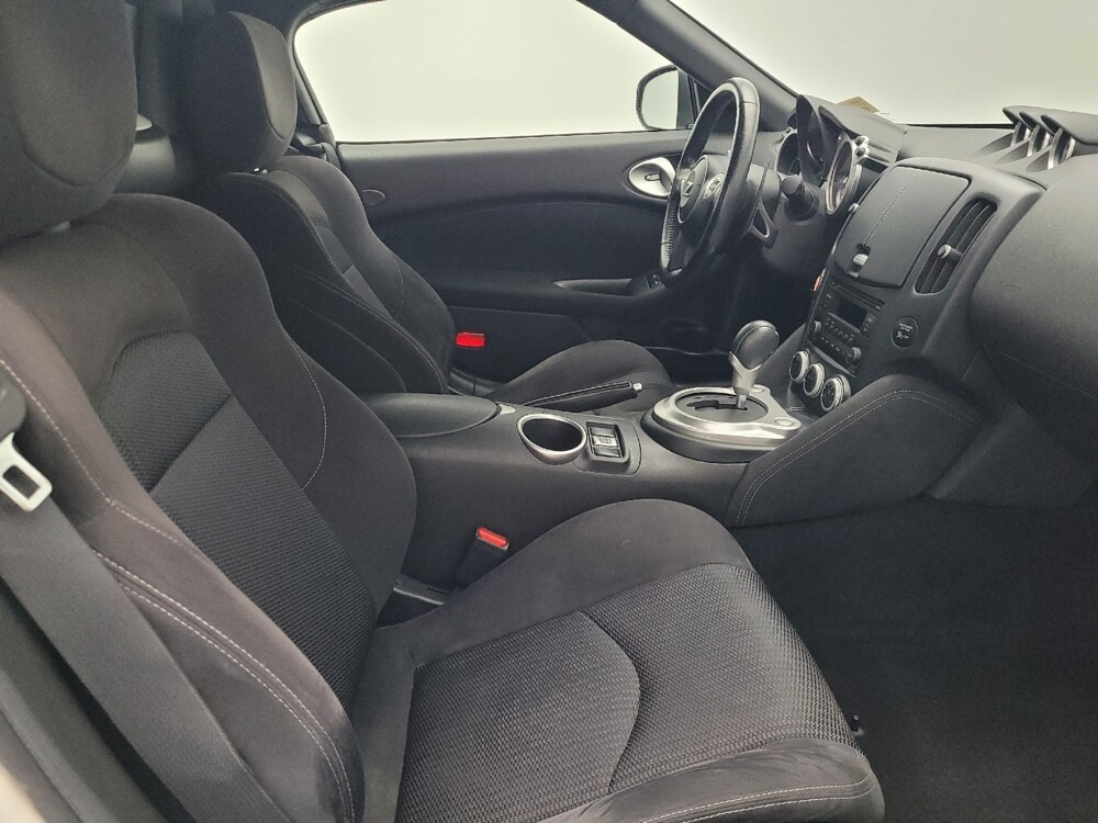 2017 Nissan 370Z in Hialeah, FL 33014 - 18060679 19