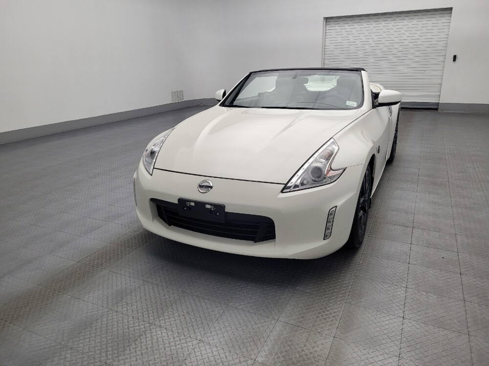 2017 Nissan 370Z in Hialeah, FL 33014 - 18060679 15