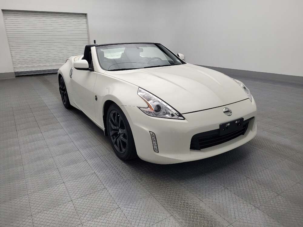2017 Nissan 370Z in Hialeah, FL 33014 - 18060679 13