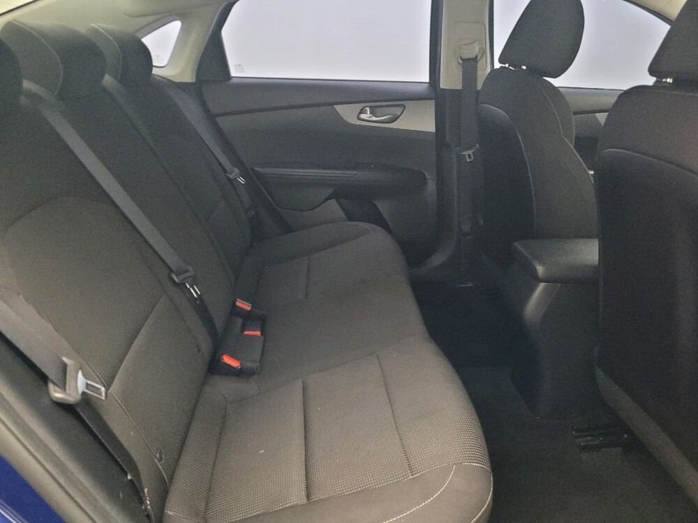 2019 Kia Forte in Greenville, SC 29607 - 18060713 19