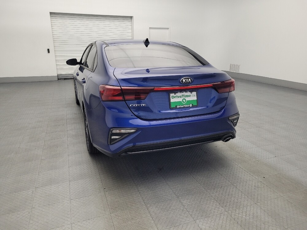 2019 Kia Forte in Greenville, SC 29607 - 18060713 6