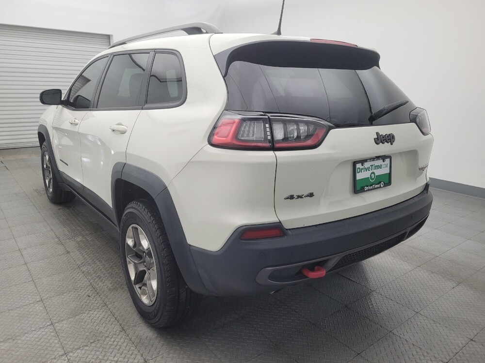 2019 Jeep Cherokee in Houston, TX 77060 - 18060744 5