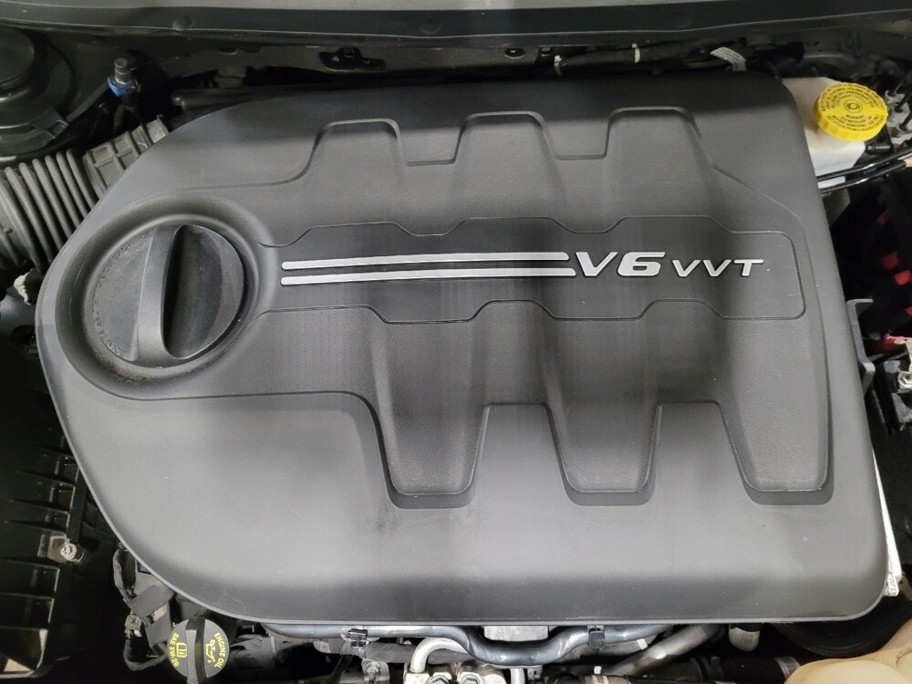 2019 Jeep Cherokee in Richmond, VA 23235 - 18060752 30