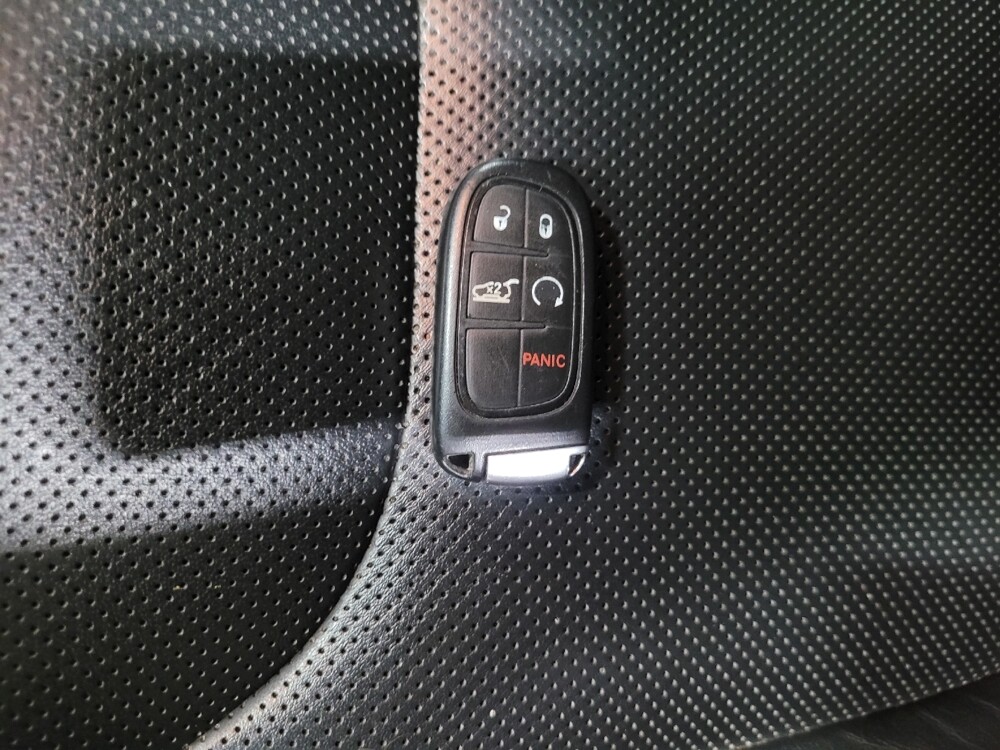 2019 Jeep Cherokee in Richmond, VA 23235 - 18060752 32