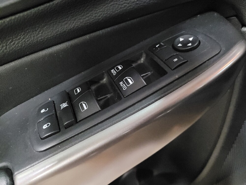 2019 Jeep Cherokee in Richmond, VA 23235 - 18060752 27