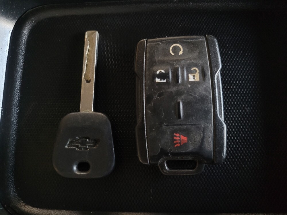 2017 Chevrolet Silverado 1500 in Chattanooga, TN 37421 - 18060768 32