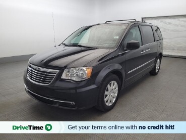 2015 Chrysler Town & Country in Owings Mills, MD 21117
