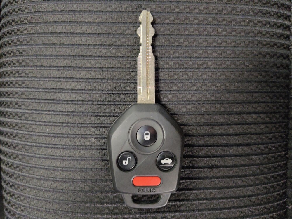 2022 Subaru Legacy in Houston, TX 77034 - 18060802 32