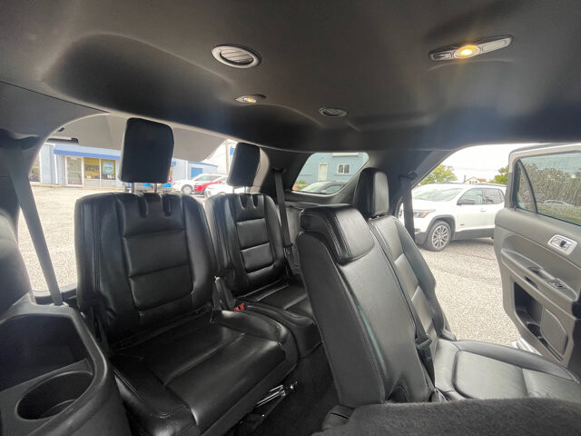 2014 Ford Explorer in Baltimore, MD 21225 - 18060886 24