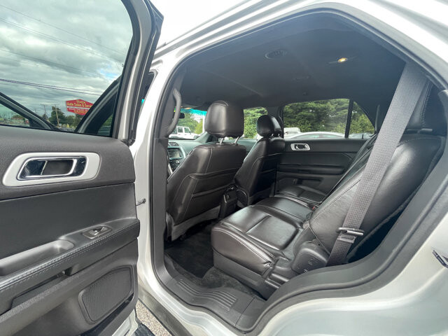 2014 Ford Explorer in Baltimore, MD 21225 - 18060886 29