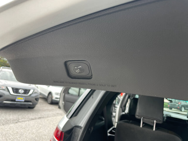 2014 Ford Explorer in Baltimore, MD 21225 - 18060886 28