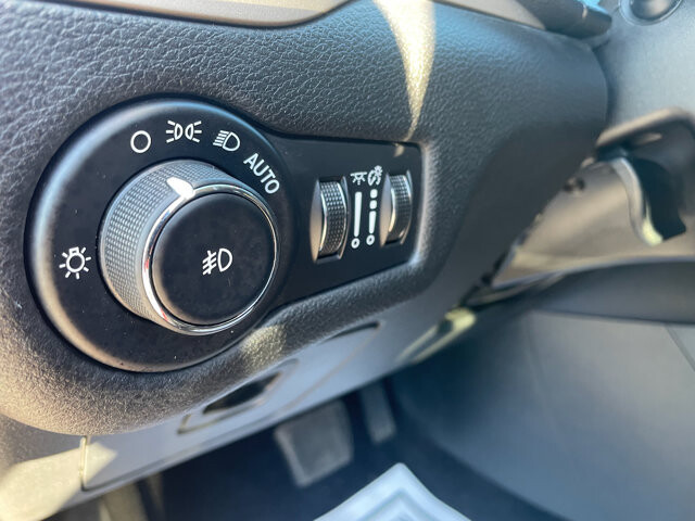 2016 Jeep Cherokee in Baltimore, MD 21225 - 18060891 34