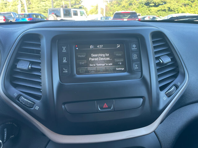 2016 Jeep Cherokee in Baltimore, MD 21225 - 18060891 39