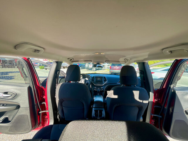 2016 Jeep Cherokee in Baltimore, MD 21225 - 18060891 17