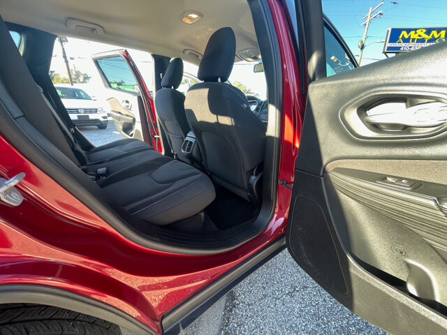 2016 Jeep Cherokee in Baltimore, MD 21225 - 18060891 23