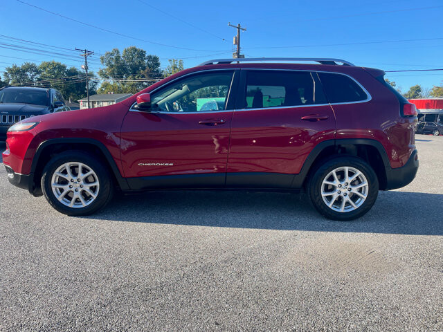 2016 Jeep Cherokee in Baltimore, MD 21225 - 18060891 4