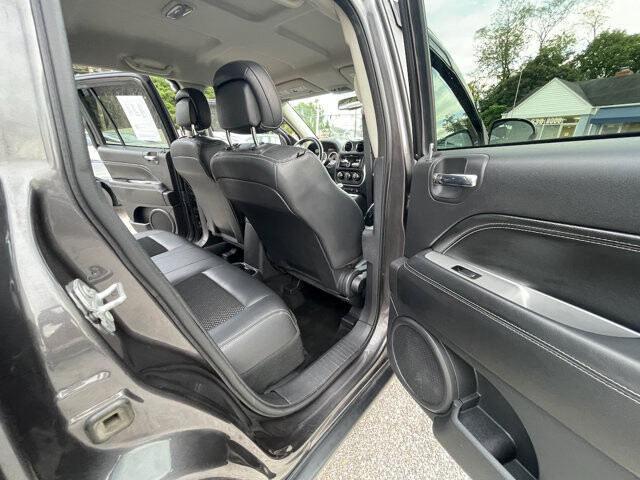 2017 Jeep Compass in Baltimore, MD 21225 - 18060893 24