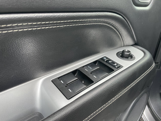 2017 Jeep Compass in Baltimore, MD 21225 - 18060893 35