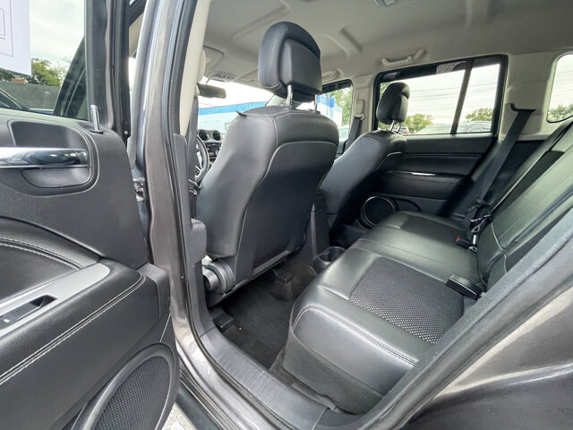 2017 Jeep Compass in Baltimore, MD 21225 - 18060893 27