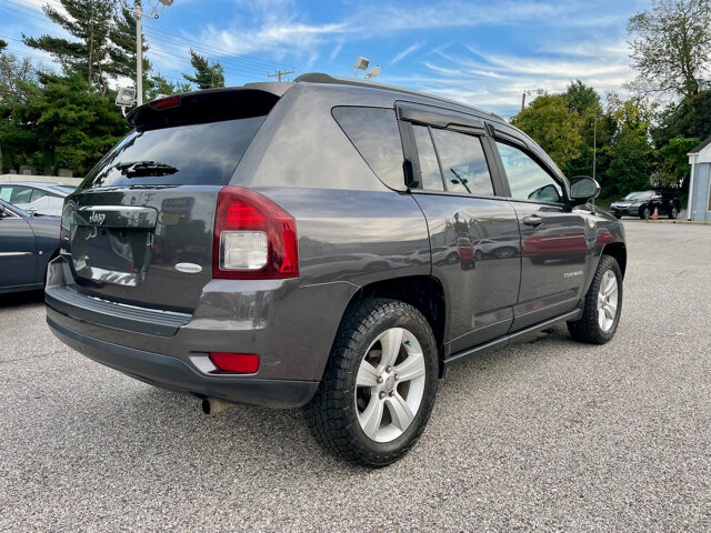 2017 Jeep Compass in Baltimore, MD 21225 - 18060893 4