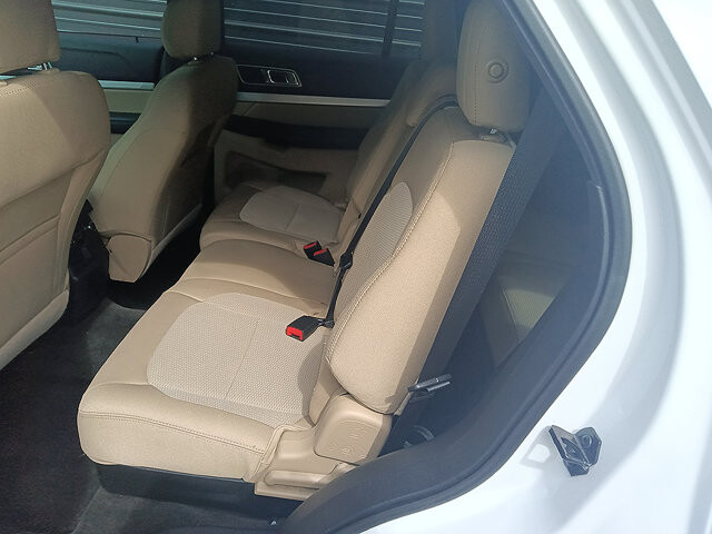 2016 Ford Explorer in DuBois, PA 15801 - 18060899 5