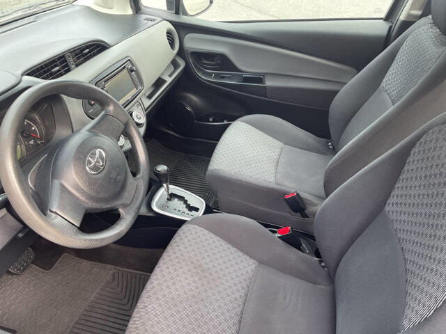 2015 Toyota Yaris in Mount Vernon, WA 98273 - 18060907 4