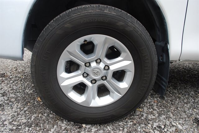 2006 Toyota Tundra in Birmingham, AL 35215 - 18060909 21