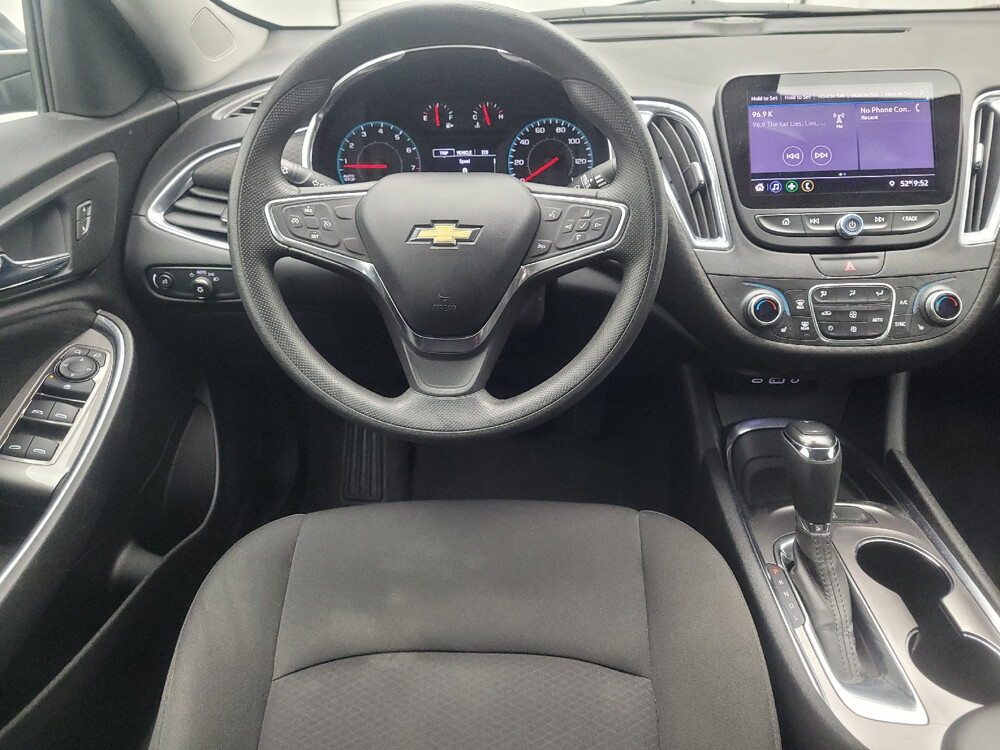 2019 Chevrolet Malibu in Columbia, SC 29210 - 18060993 22
