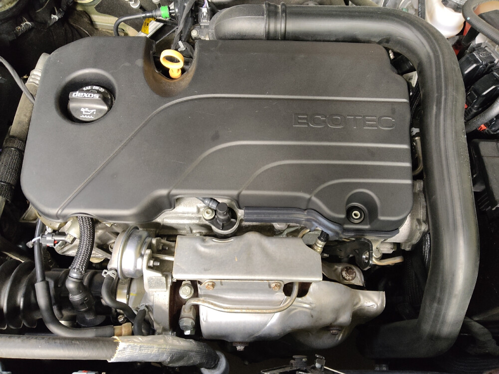 2019 Chevrolet Malibu in Columbia, SC 29210 - 18060993 30