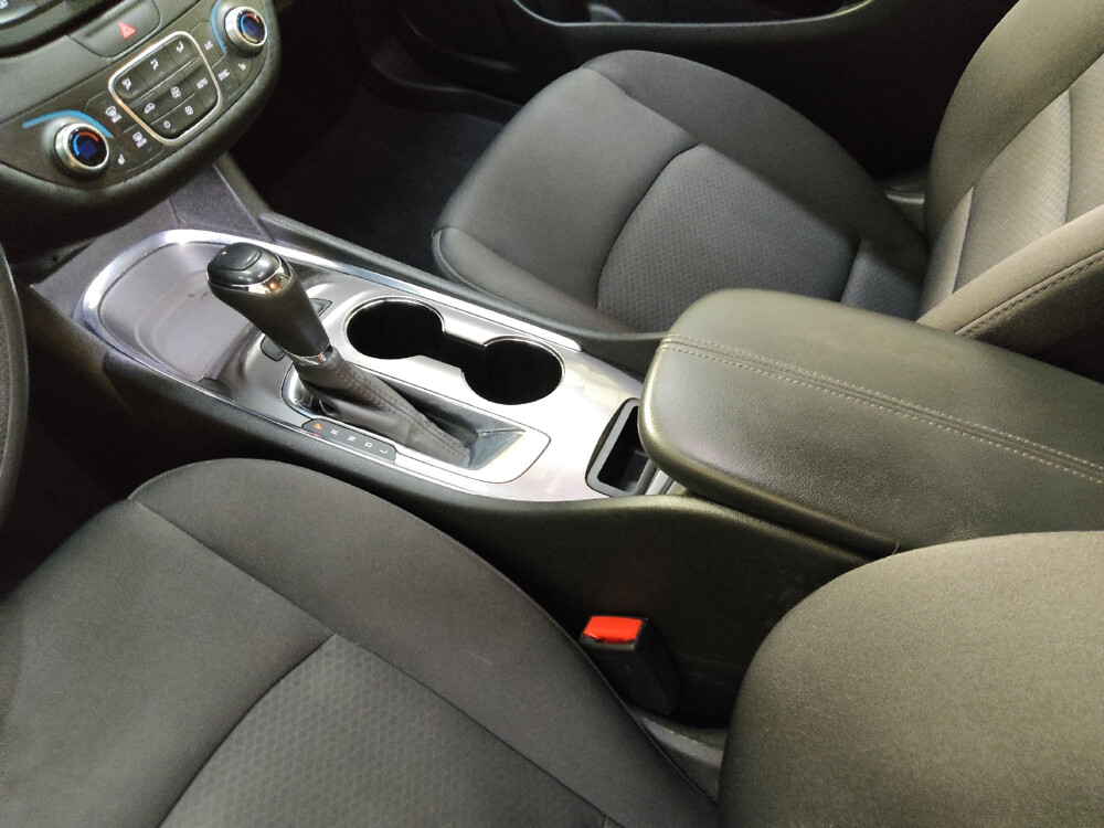 2019 Chevrolet Malibu in Columbia, SC 29210 - 18060993 26