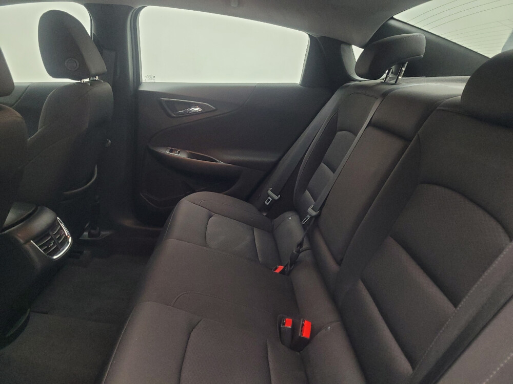 2019 Chevrolet Malibu in Columbia, SC 29210 - 18060993 18