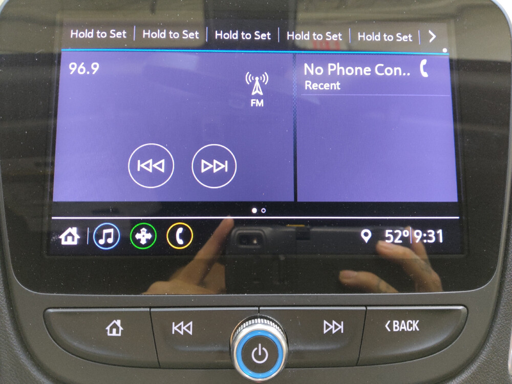 2019 Chevrolet Malibu in Columbia, SC 29210 - 18060993 25