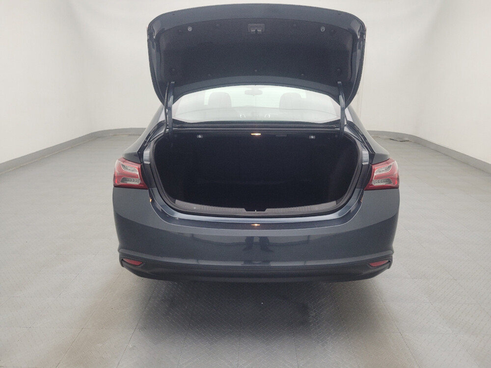 2019 Chevrolet Malibu in Columbia, SC 29210 - 18060993 29