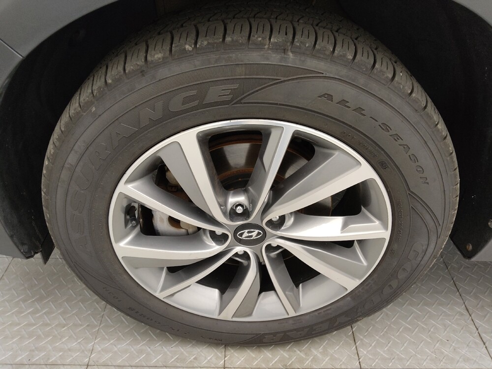 2020 Hyundai Santa Fe in Columbia, SC 29210 - 18060996 31