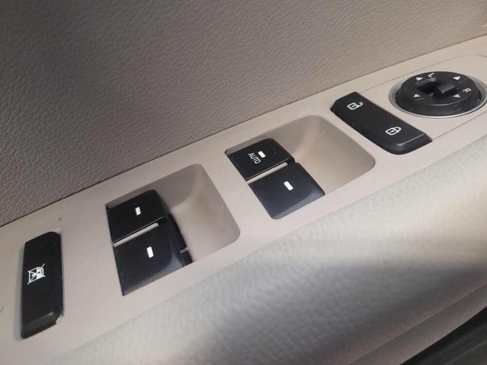 2018 Hyundai Sonata in Charlotte, NC 28273 - 18060999 27