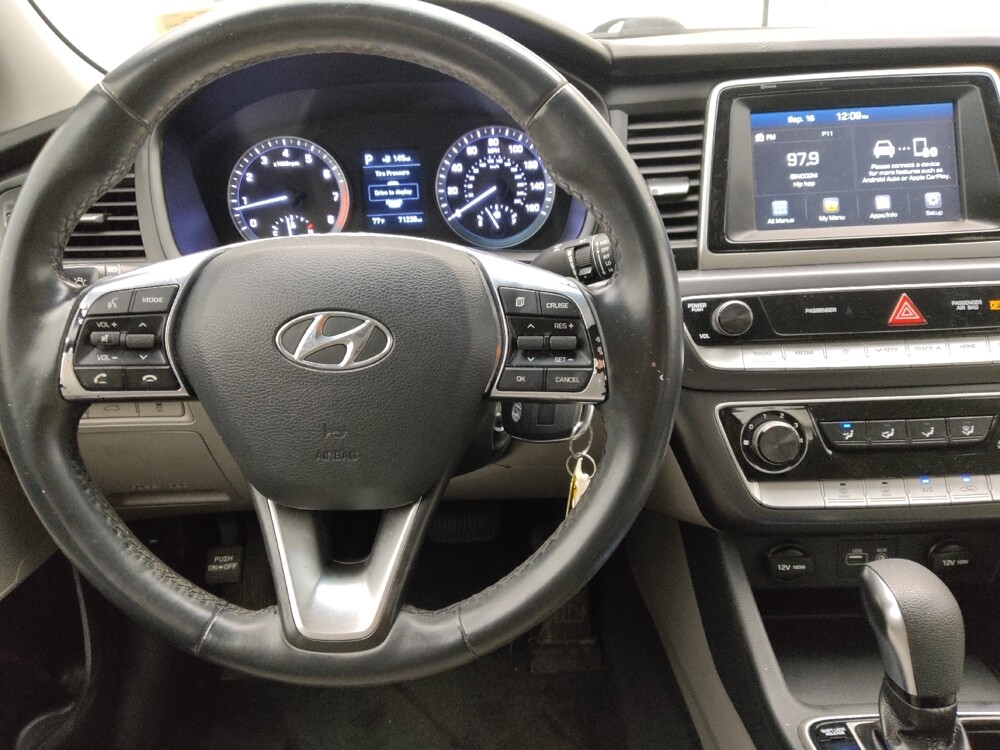 2018 Hyundai Sonata in Charlotte, NC 28273 - 18060999 22