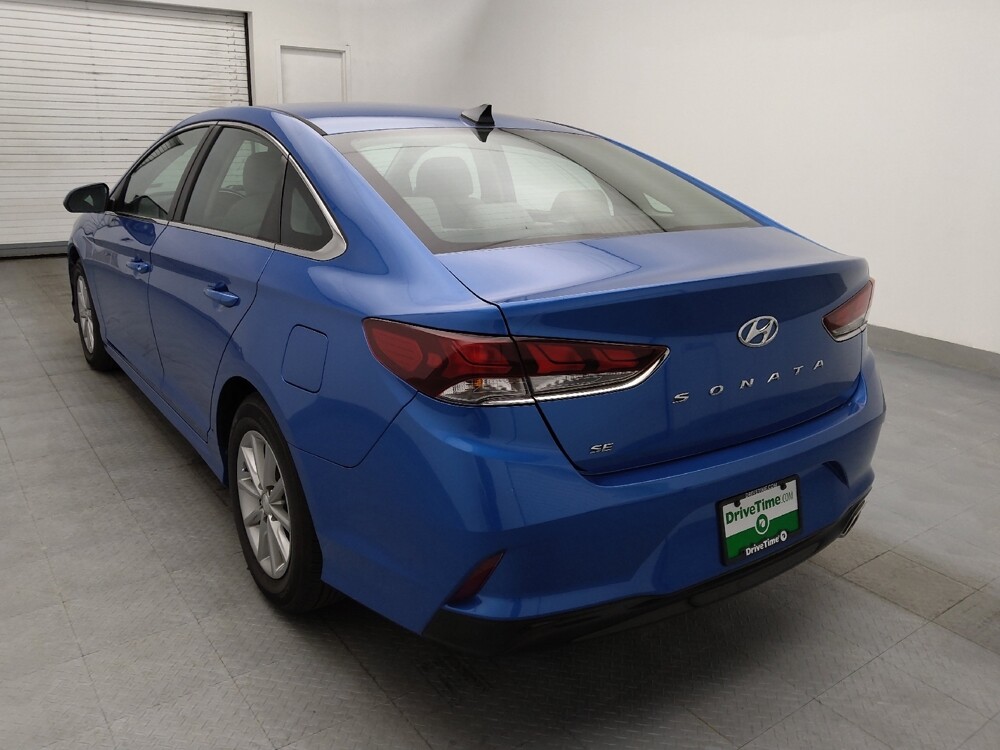 2018 Hyundai Sonata in Charlotte, NC 28273 - 18060999 5