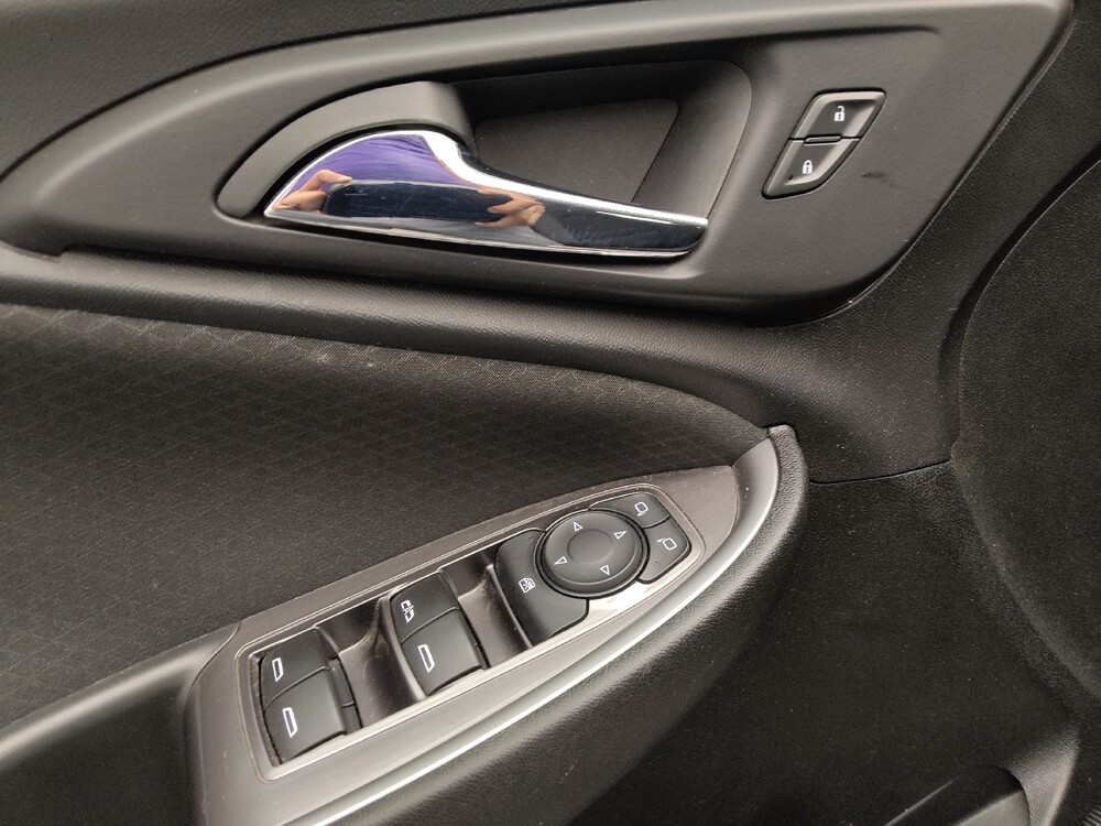 2022 Chevrolet Malibu in Denver, CO 80012 - 18061005 27