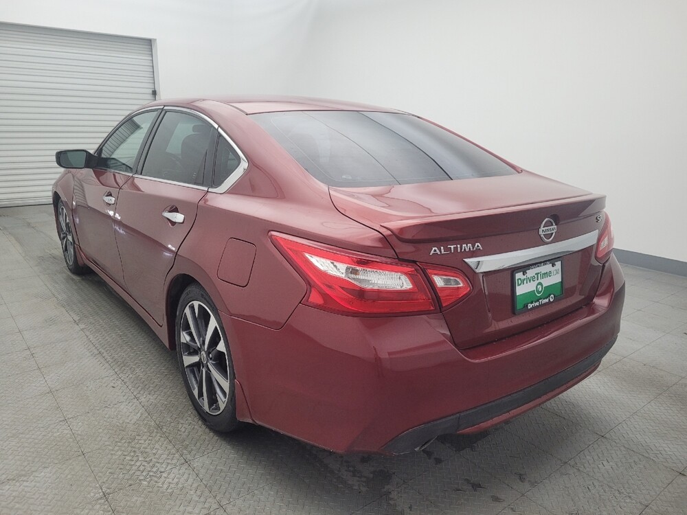 2016 Nissan Altima in Houston, TX 77060 - 18061029 5
