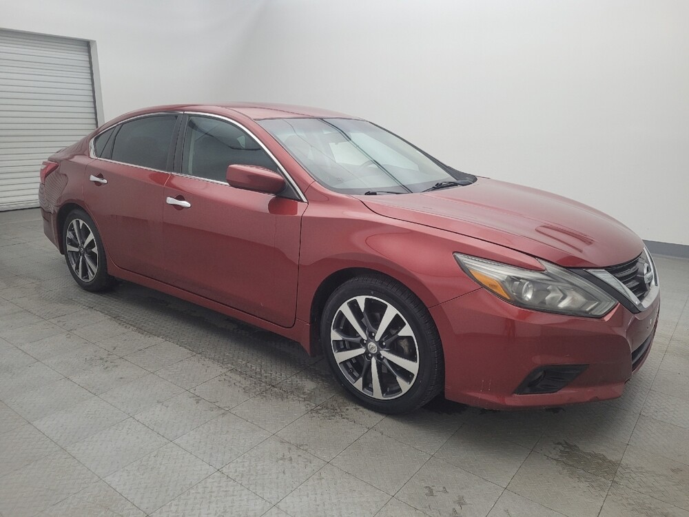 2016 Nissan Altima in Houston, TX 77060 - 18061029 11