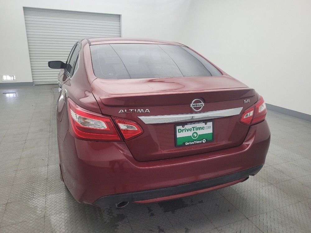 2016 Nissan Altima in Houston, TX 77060 - 18061029 6