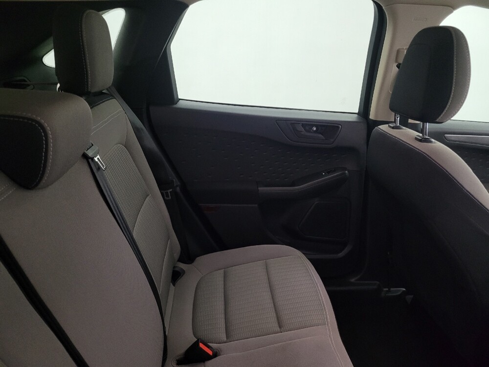 2020 Ford Escape in Tampa, FL 33619 - 18061033 19