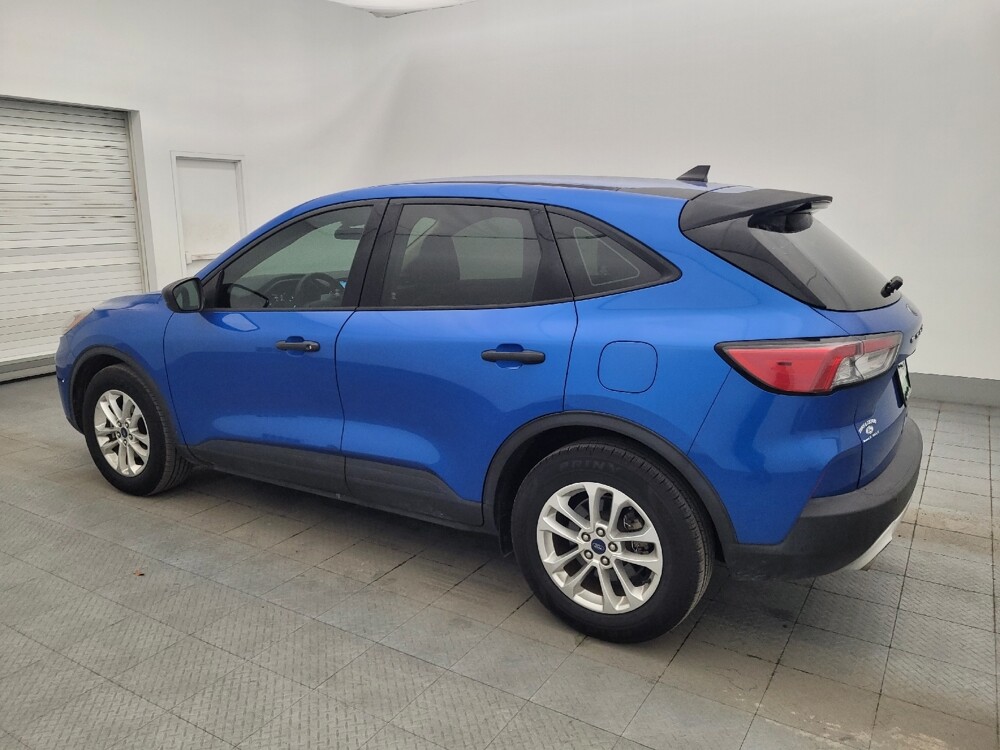 2020 Ford Escape in Tampa, FL 33619 - 18061033 3