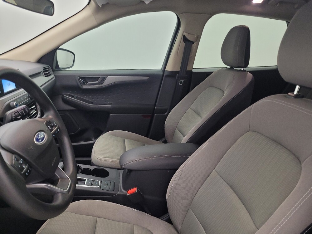 2020 Ford Escape in Tampa, FL 33619 - 18061033 17