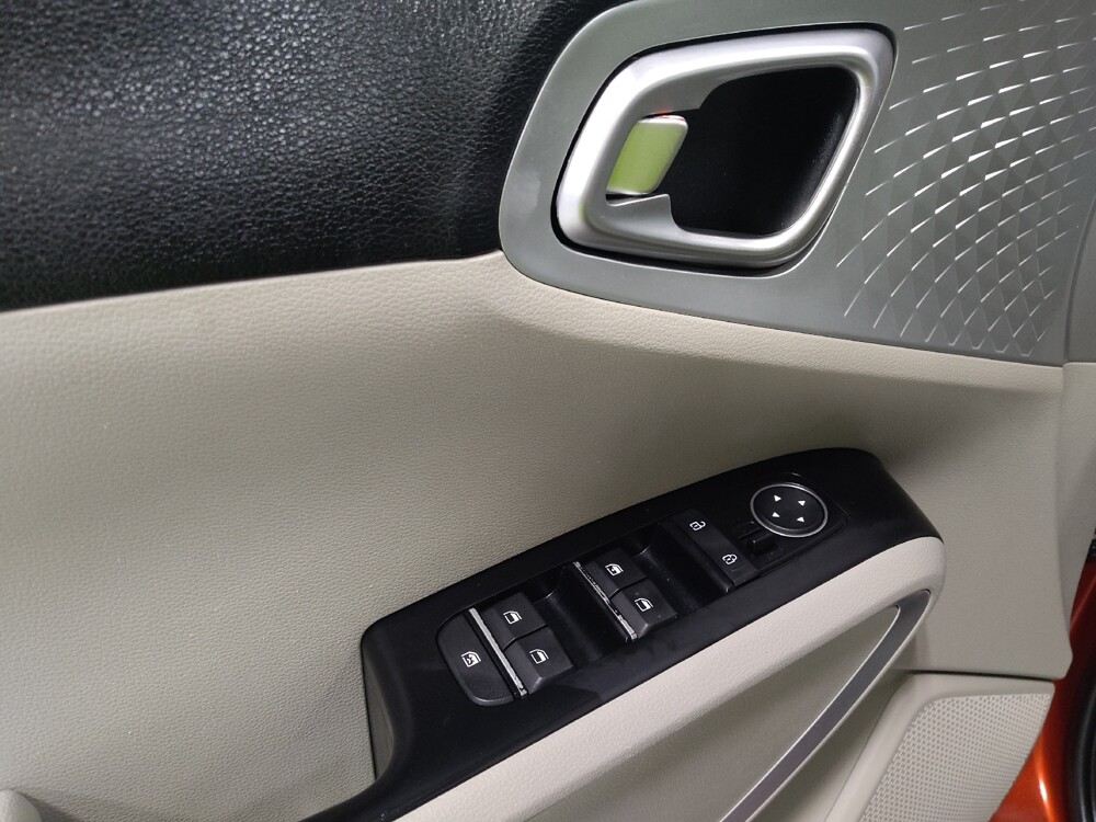 2020 Kia Soul in Columbus, OH 43231 - 18061037 27